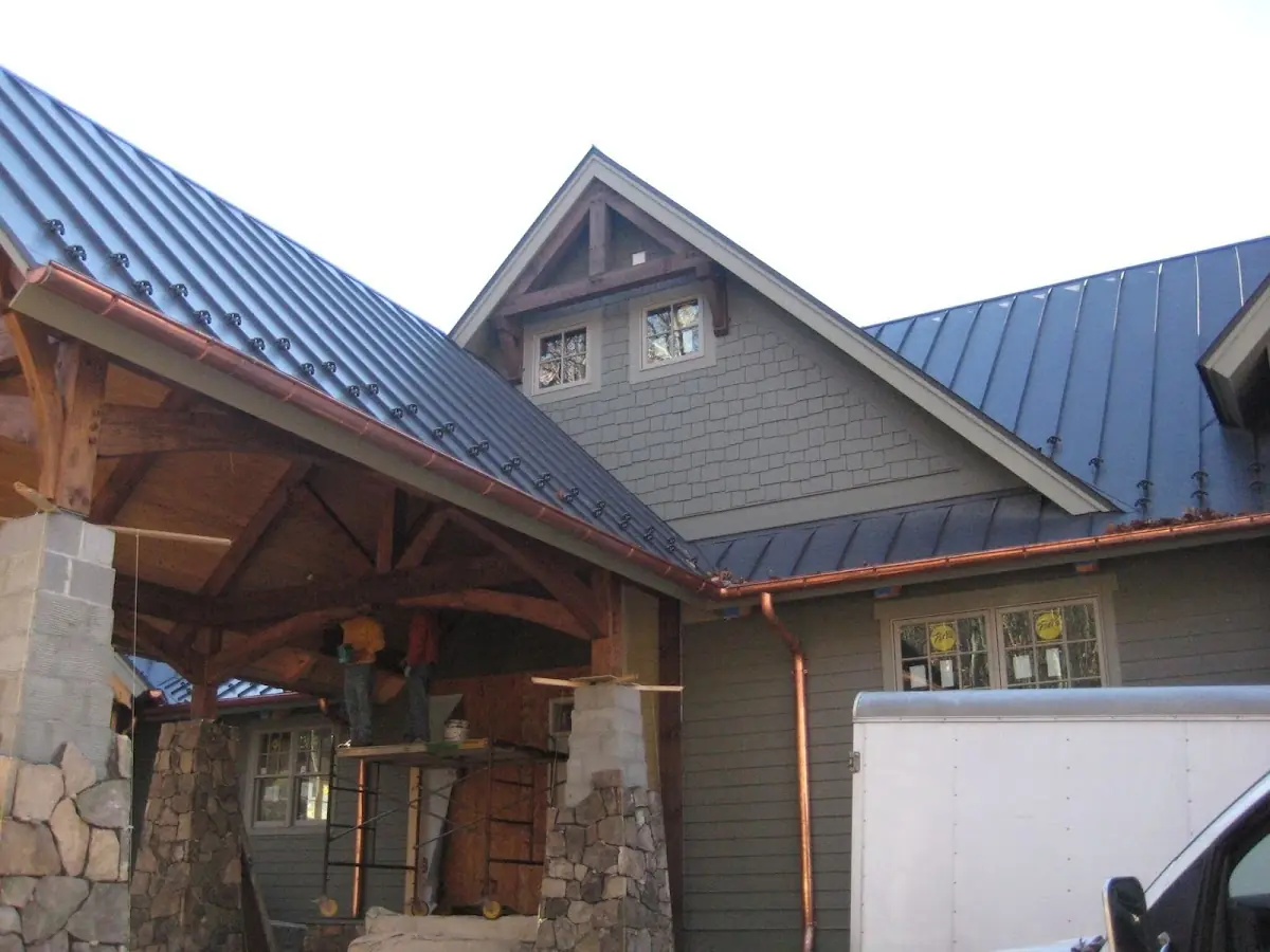 Craftsman Roofing team delivering quality roofing work in Villa Rica